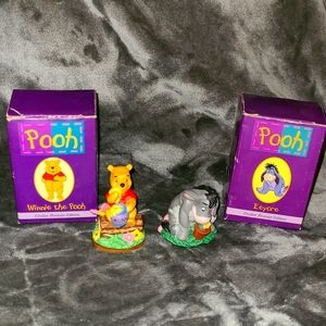 Set of two. Winnie-the-Pooh & eeyore grolier figurines. Disney .